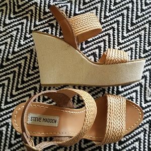 Steve Madden Woven Wedge